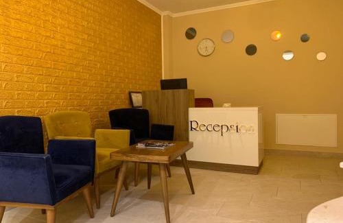 Sakës Hotel | Hotel Demokracia
