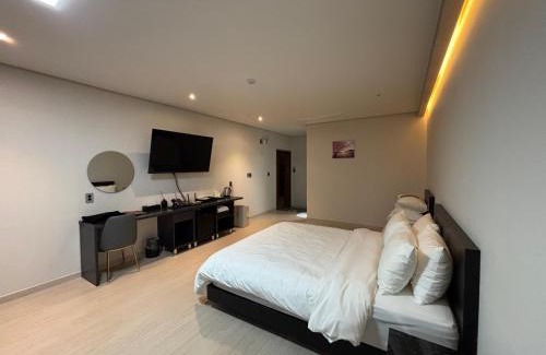 Wonju Hotel | Hotel Deokyeong