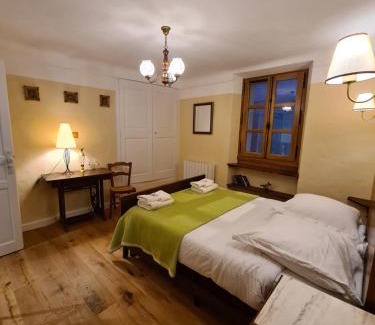 Saint-Martin-dʼEntraunes Bed & Breakfast | Hotel des Etrangers