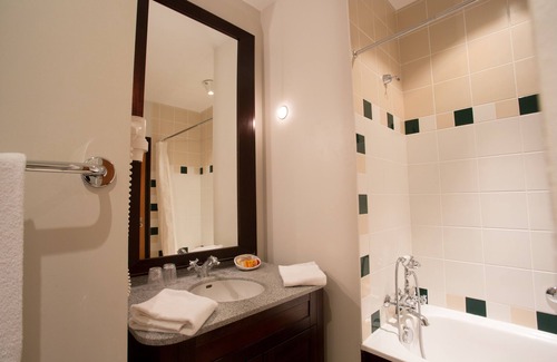 Plailly Hotel | Hotel des Trois Hiboux