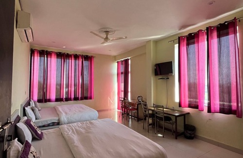 Thana Gazi Hotel | Hotel Dev Resort