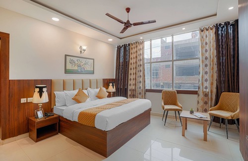 Zirakpur Hotel | Hotel Devine