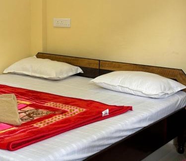 Karnaprayag Hotel | Hotel Devyatra