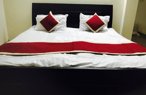 Jaipur District Hotel | Hotel Dharohar Palace