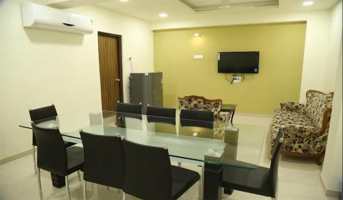 Solapur Hotel | Hotel Dhruva-Solapur Pet friendly