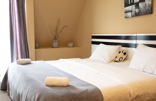 Sololaki Hotel | Hotel Diplomat
