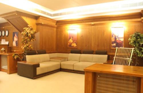 Chirayinkil Hotel | Hotel Doubloon