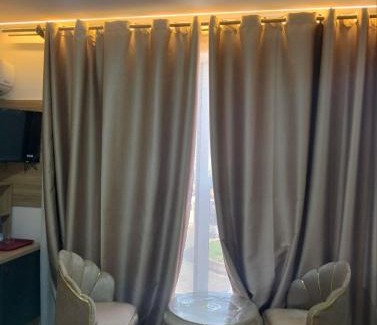 Algiers Hotel | Hotel douera