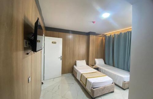 Algiers Hotel | Hotel douera