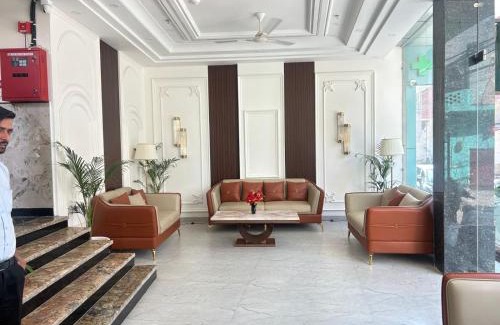 East of Kailash Hotel | Hotel Downtown - East Of Kailsh