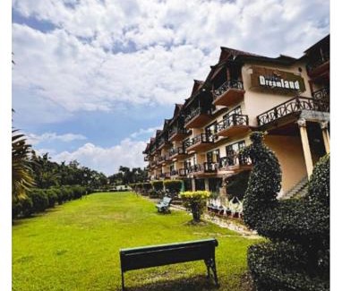 Lataguri Resort | Hotel Dream With Swimming Pool Facility In Lataguri