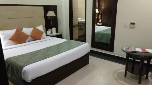 Old Gurgaon Hotel | Hotel DS Clarks Inn Gurgaon