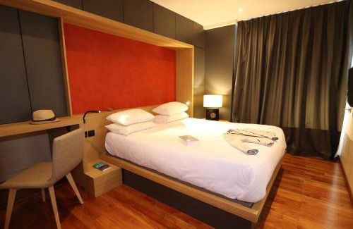 Saint-Gaudens Hotel | Hotel Du Commerce Spa