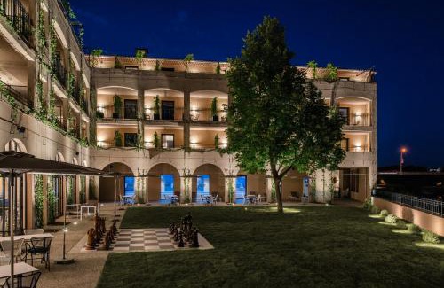 Carcassonne Hotel | Hotel du Roi & Spa by SOWELL COLLECTION
