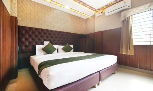 HBR Layout Hotel | Hotel Dvaraka Inn