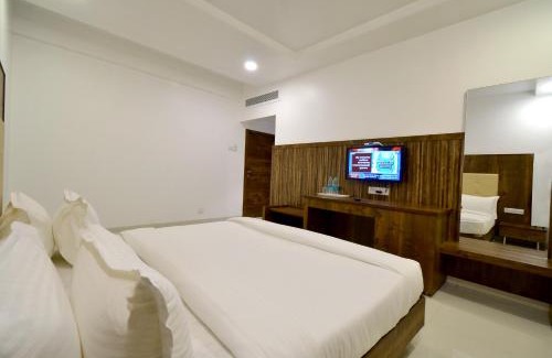 Shirdi Hotel | Hotel Dwarka Park
