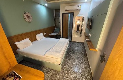 Khatu Hotel | Hotel Dwarkadhish