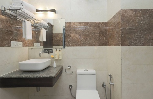 Tapovan Hotel | Hotel ECKO Tapovan by the Ganges
