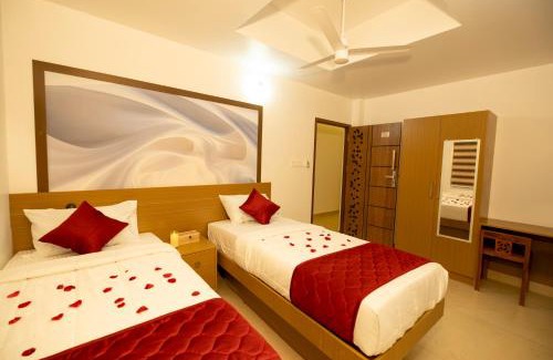 Thrissur Bed & Breakfast | Hotel Eden Palace