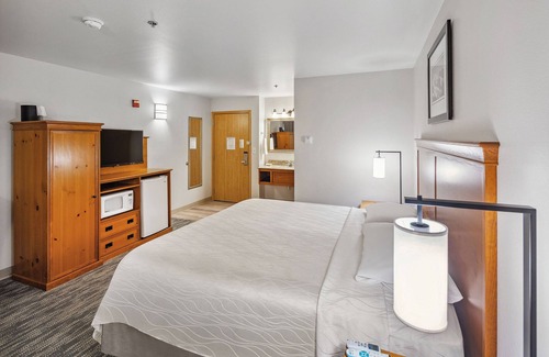 Seward Hotel | Hotel Edgewater