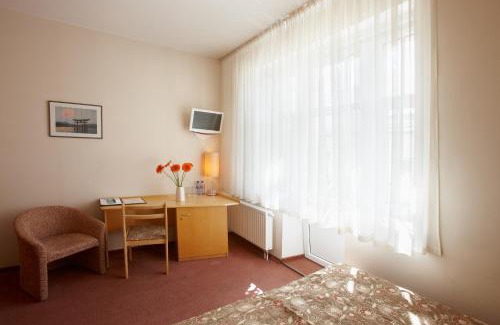 Centrs Hotel | Hotel Edvards
