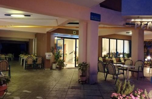 Paralia Dionysiou Hotel | Hotel Eleni