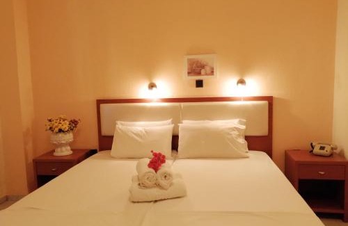 Paralia Dionysiou Hotel | Hotel Eleni