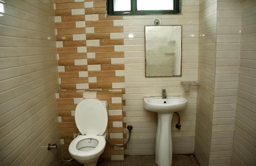 Kota Hotel | Hotel Eleven 43 Suites