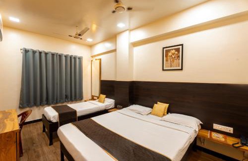 Pune Hotel | Hotel Ellora Park