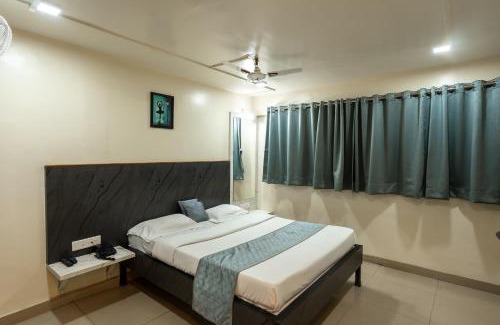 Pune Hotel | Hotel Ellora Park