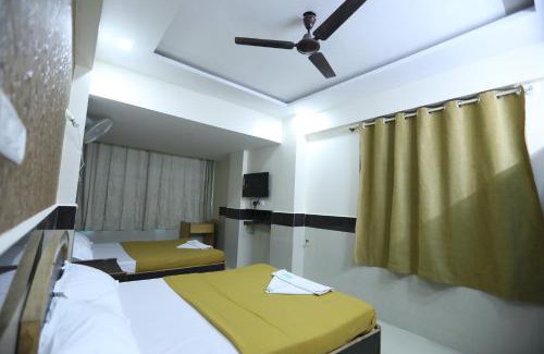 Gandhi Nagar Hotel | Hotel Embassy