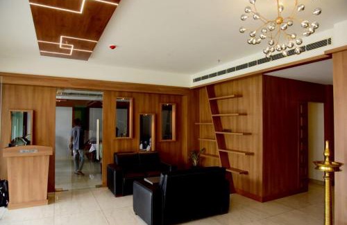 Quilon Hotel | HOTEL EMERALD PALACE
