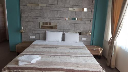 Tetovo Hotel | Hotel Emka