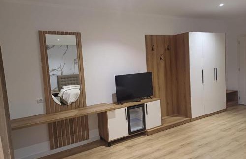 Diber Hotel | Hotel ERALD