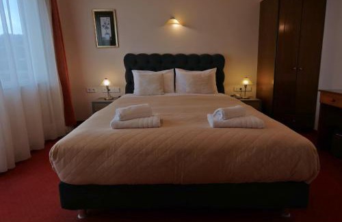 Loutraki-Agioi Theodoroi Hotel | Hotel Excelsior