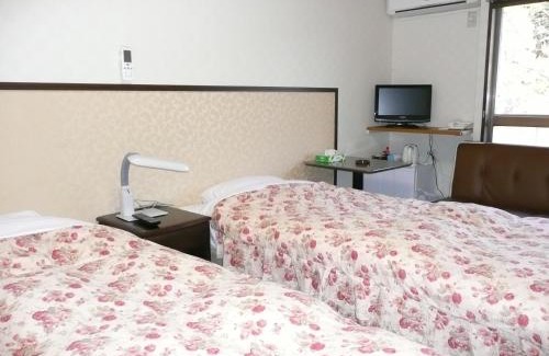 Nikko House | Hotel Famitic Myojin