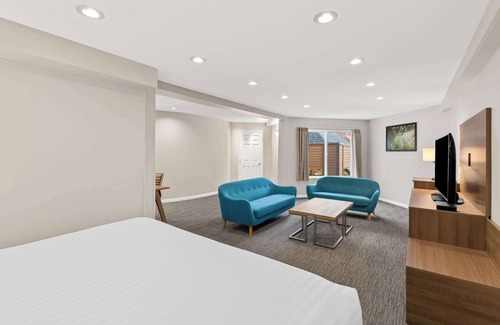 Regional District of Nanaimo Hotel | Hotel Feng, BW Signature Collection