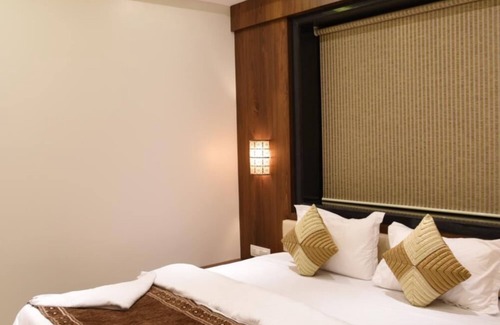 Fort Hotel | Hotel Flora Fountain