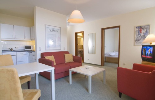 Aubing-Sud Apartment | Hotel Gästehaus Forum am Westkreuz
