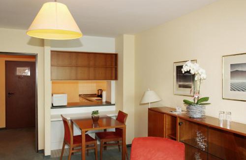 Aubing-Sud Apartment | Hotel Gästehaus Forum am Westkreuz