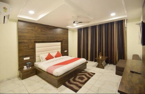 Katra Hotel | Hotel Galaxy,Katra