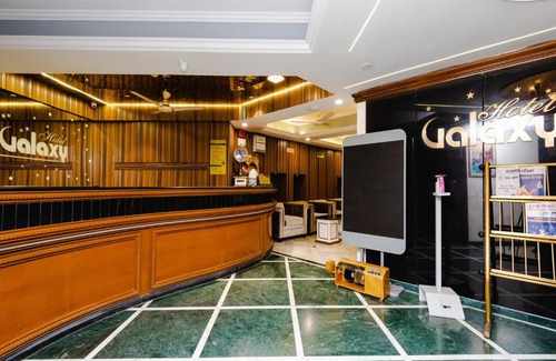 Surat Hotel | Hotel Galaxy Opp Surat Railway Station