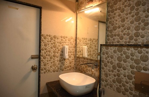 Sarnath Hotel | Hotel Ganga Kaveri