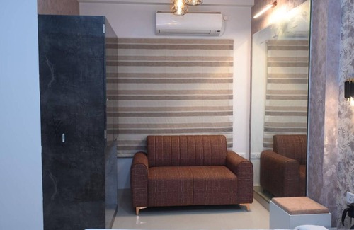 Sarnath Hotel | Hotel Ganga Kaveri