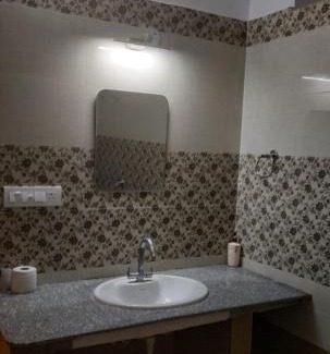 Sirala Hotel | Hotel Ganga Vista