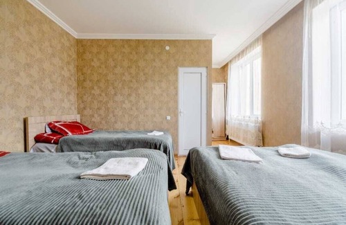 Kazbegi Hotel | Hotel Garbani