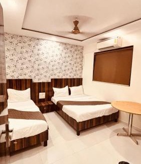 Kurla West Hotel | Hotel Garden Palace