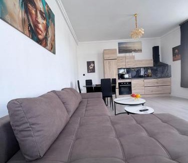 Evere Apartment | Hotel Garden's jacuzzi spa 4
