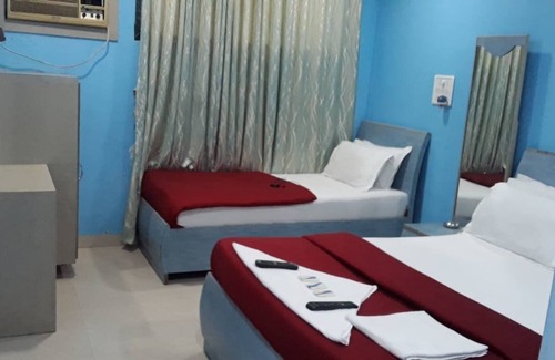 Jogeshwari West Hotel | Hotel Garden View