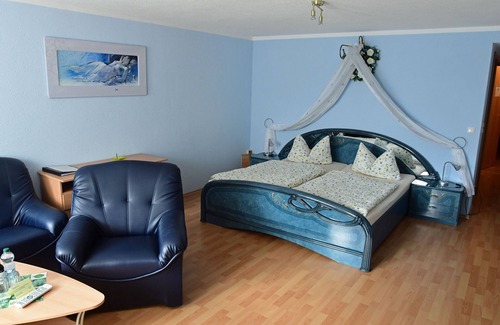 Arnstadt Hotel | Hotel Garni Goldene Henne